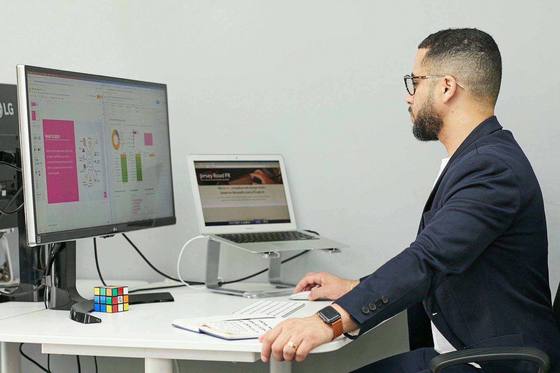 CEO deciding - AutoML Companies